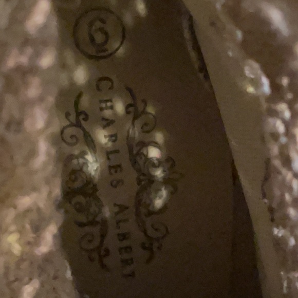 Women’s Charlie’s Albert Booties - Picture 4 of 6